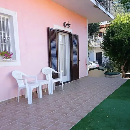 Apartament Konstantina's House